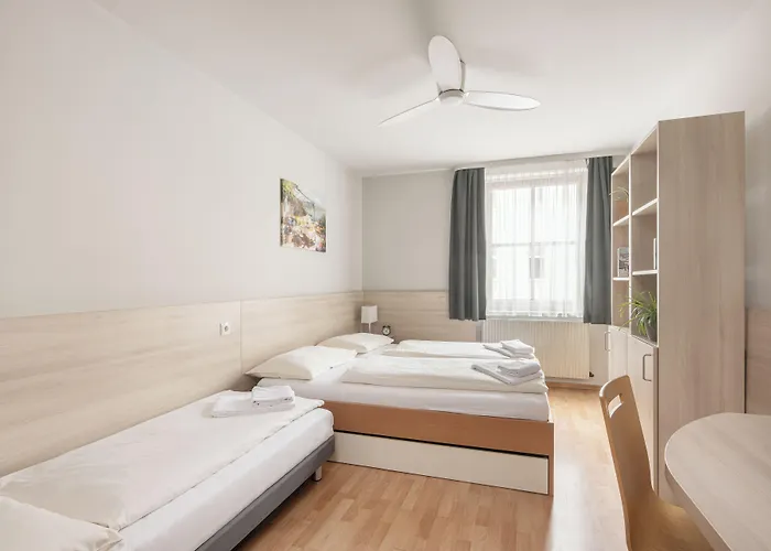 Otel Mynext - Rudy